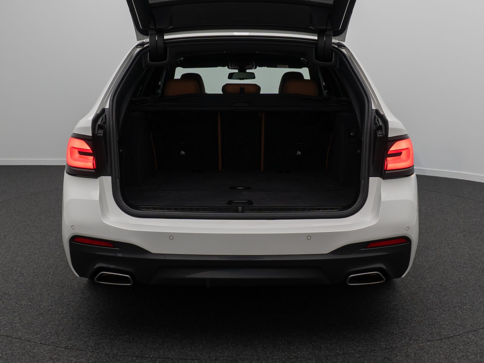 Fahrzeugabbildung BMW 520d M Sport Laser DAB Kamera 4*Klima Alarm 18"