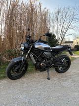 Yamaha  XSR700*Komplettanlage*Griffheiz.*viel Zubehör - YAMAHA 700
