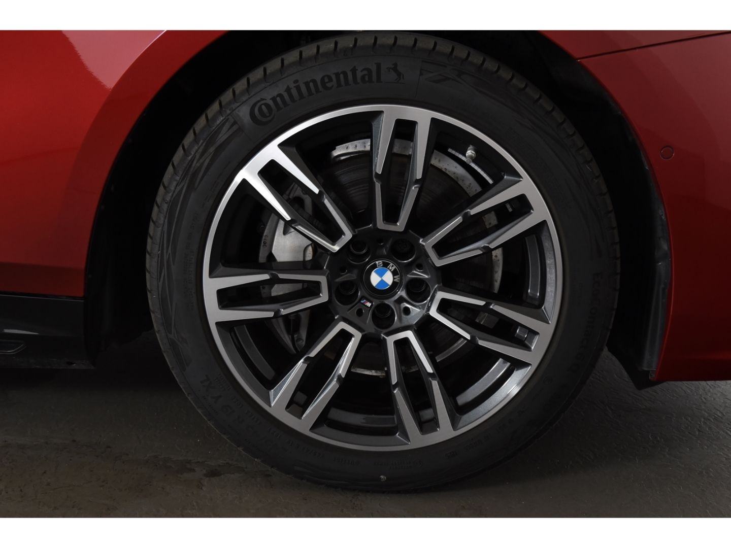 BMW i5 xDrive 40 M Sport Anhängerkupplung Bowers & W foto 5