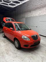 Lancia Ypsilon kleinwagen - Lancia Ypsilon: Von Privat