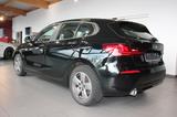 BMW 118 i Advantage SHZ Navi PDC - gebrauchte BMW 118 aus dem Jahr 2022
