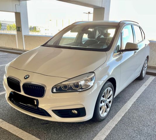 BMW 218 Active Tourer 218d - Advantage