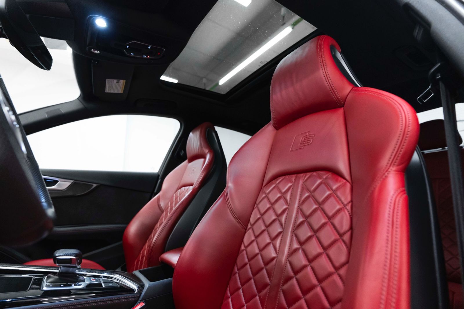 Fahrzeugabbildung Audi S4 3.0T QUATTRO B&O LED 360° MASSAGE CARPLAY