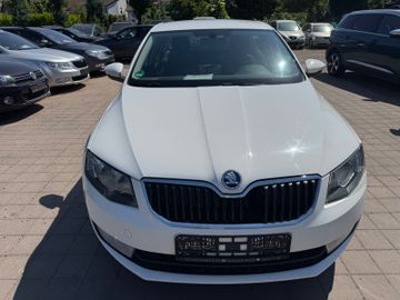 Skoda Octavia - 2