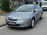 Opel Astra J 1.4 Sports Tourer Edition*Erste-Hand*LPG - Opel Astra mit LPG-Antrieb: Kombi