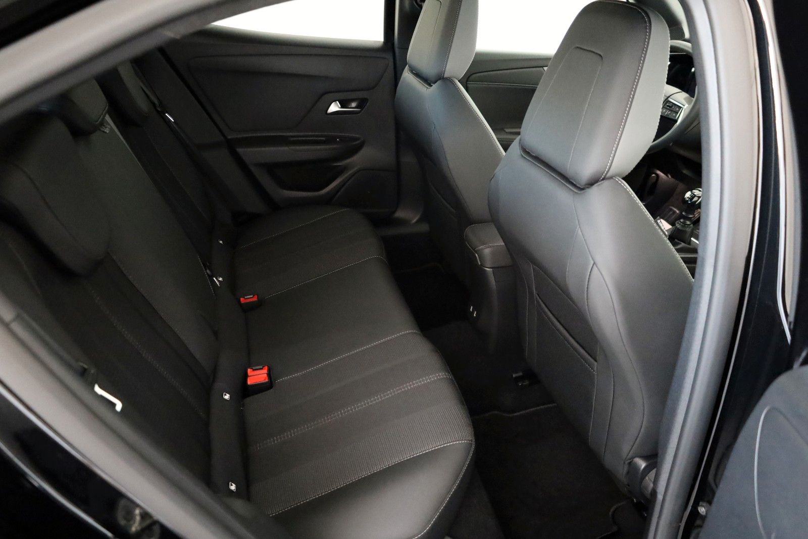 Fahrzeugabbildung Opel Mokka GS Alcantara,Navi,LED,Kamera,Allwetterreif