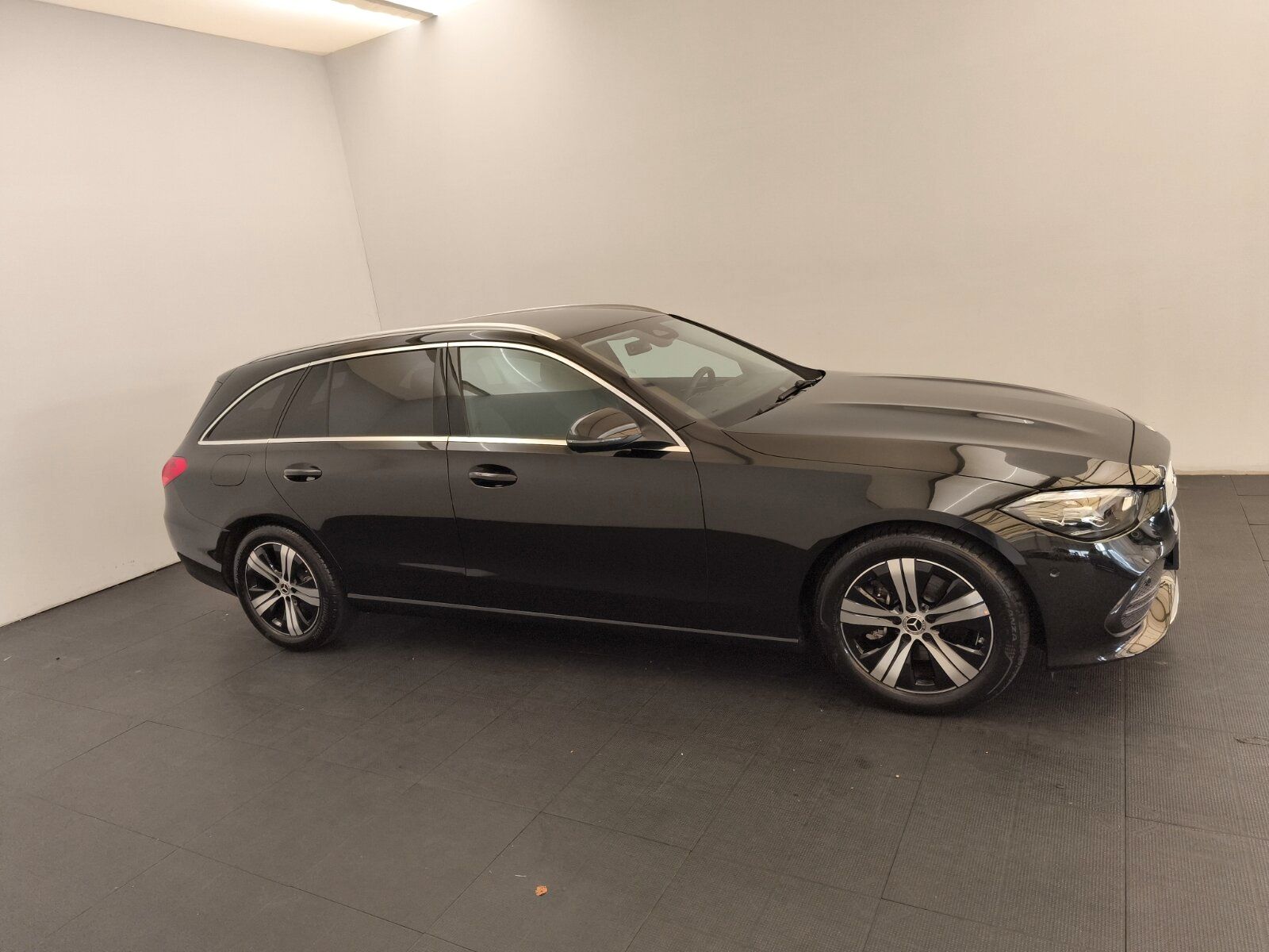 Mercedes-Benz C 220d T Avantgarde RüCam LED RüCam WinterP DAB foto 4