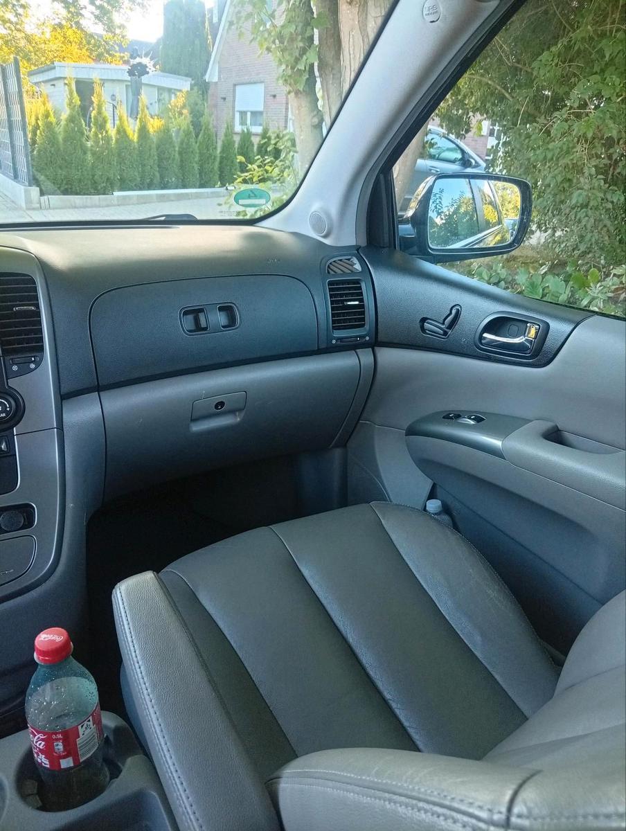 Kia Carnival 2007 — photo 11