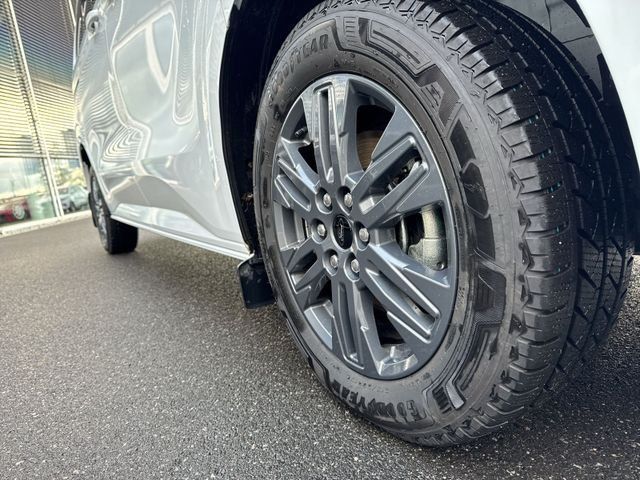 Fahrzeugabbildung Ford Tourneo Custom 320 L1 Nugget Titanium #Standh