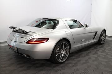 2010 Mercedes-BENZ SLS AMG — миниатюра 12