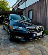 Skoda Superb 2.0 TDI 140kW DSG 4x4 Ambition NAVI AHK 