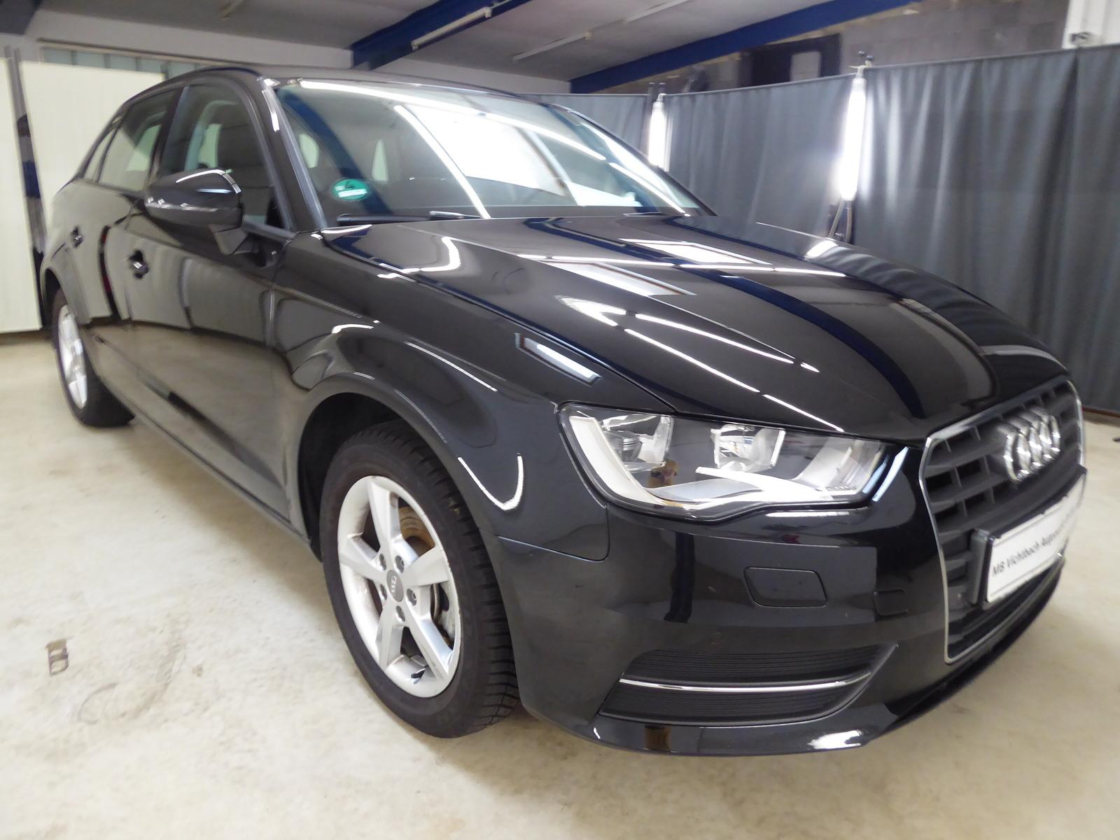 Audi A3 Sportback 1.2 Attraction *1.Hand*Klima*PDC*