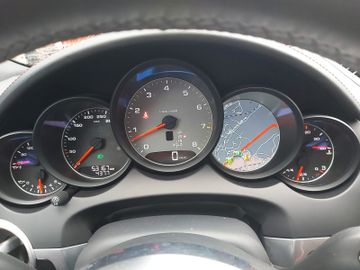 Porsche Cayenne - 8