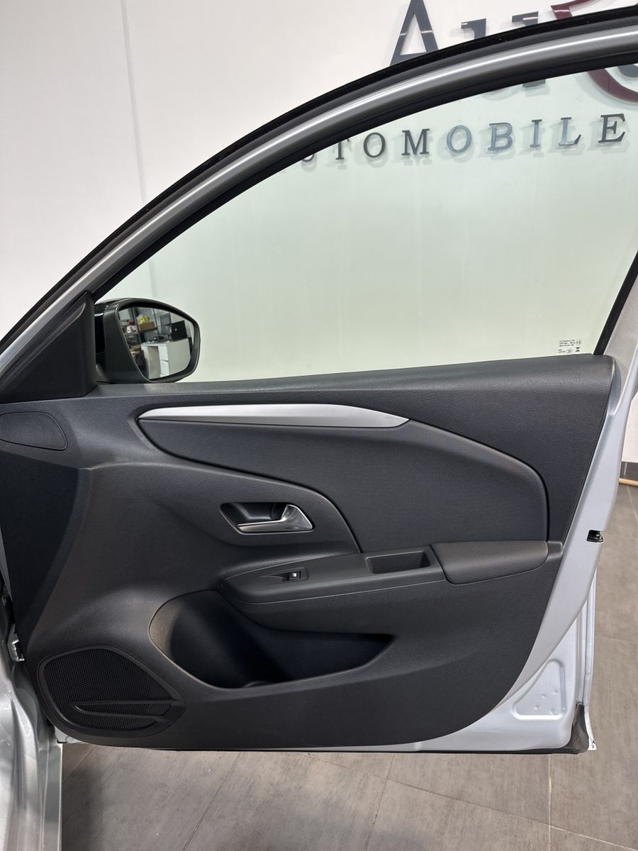 Fahrzeugabbildung Opel Corsa e Edition LED+SHZ+KOMFORT-PAKET+LHZG+16ZO