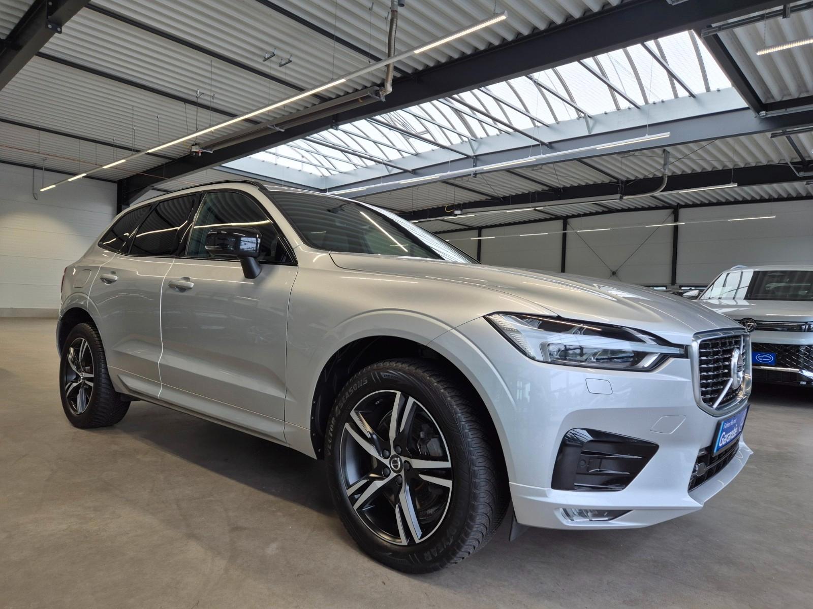 Volvo XC60 R DESIGN 2.0d AWD LEDER NAVI SPUR CAMERA
