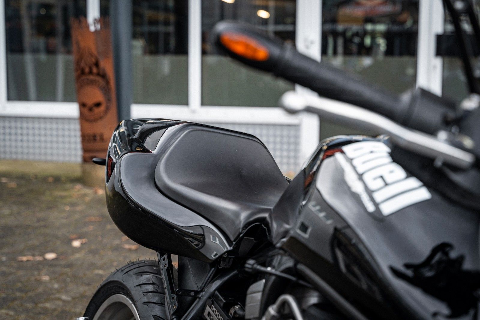 Fahrzeugabbildung Buell CYCLONE Sport Luftfilter Supertrapp Auspuff