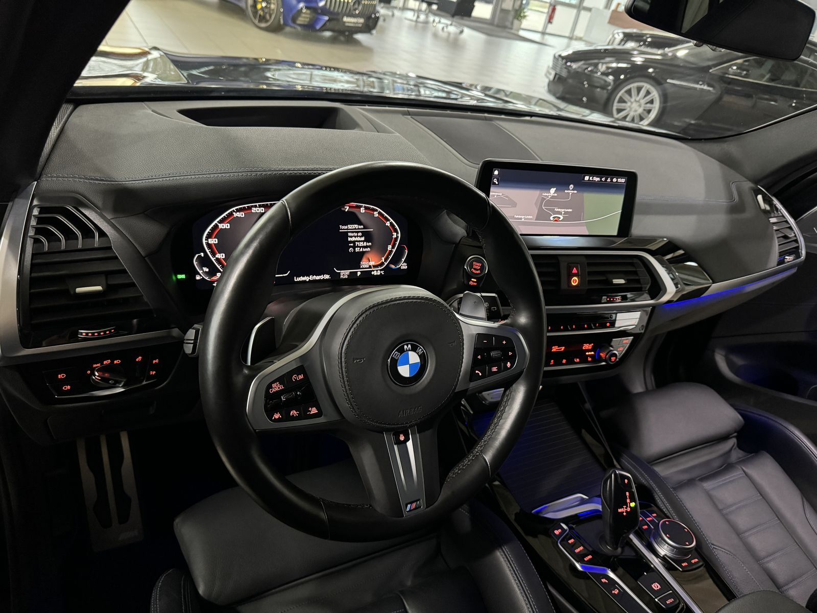 Fahrzeugabbildung BMW X3 M40i Kamera HUD DAB DisplKey Komfort 21Zoll