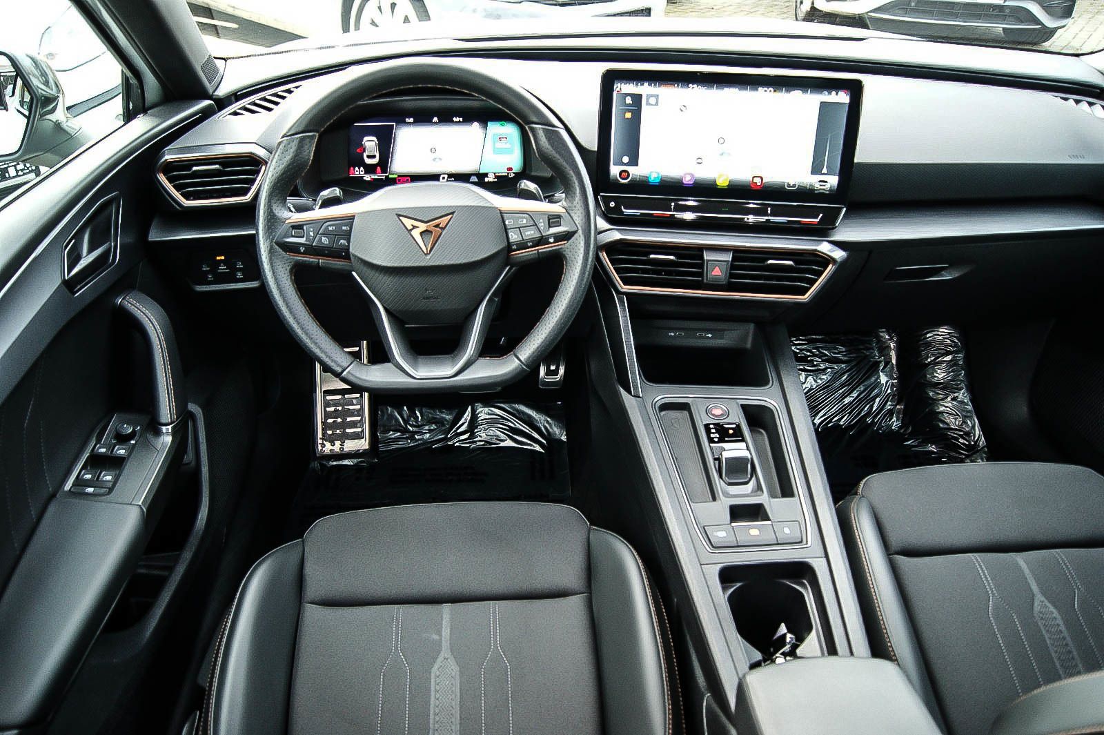 Fahrzeugabbildung CUPRA Leon Sportstourer e-HYBRID VIRTUAL ACC XL 1HAND