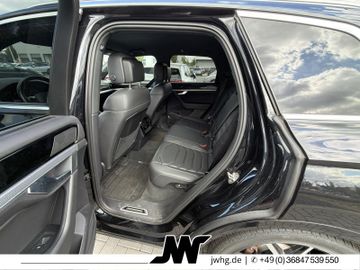 Volkswagen Touareg - 6