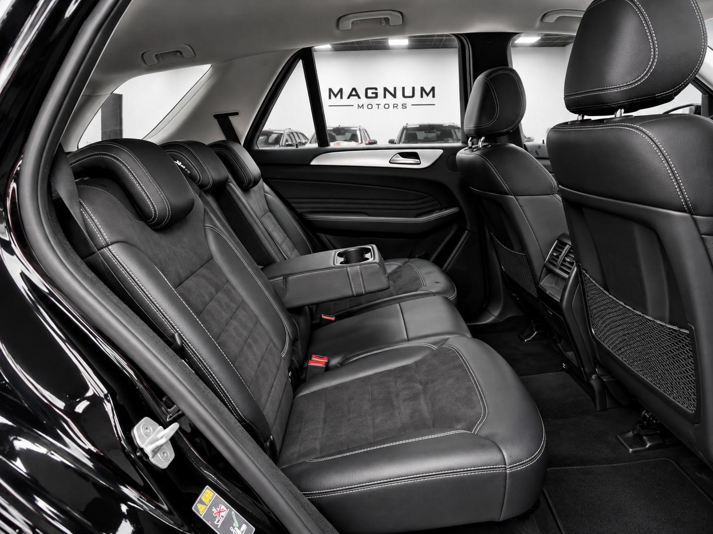 Mercedes-Benz ML250 4-MATIC BT *Navi*Leder*AHK*8x Bereift*