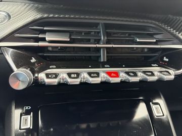 Peugeot 2008 Allure 130 EAT8