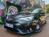 Toyota Avensis - gebrauchte Toyota Avensis aus dem Jahr 2015