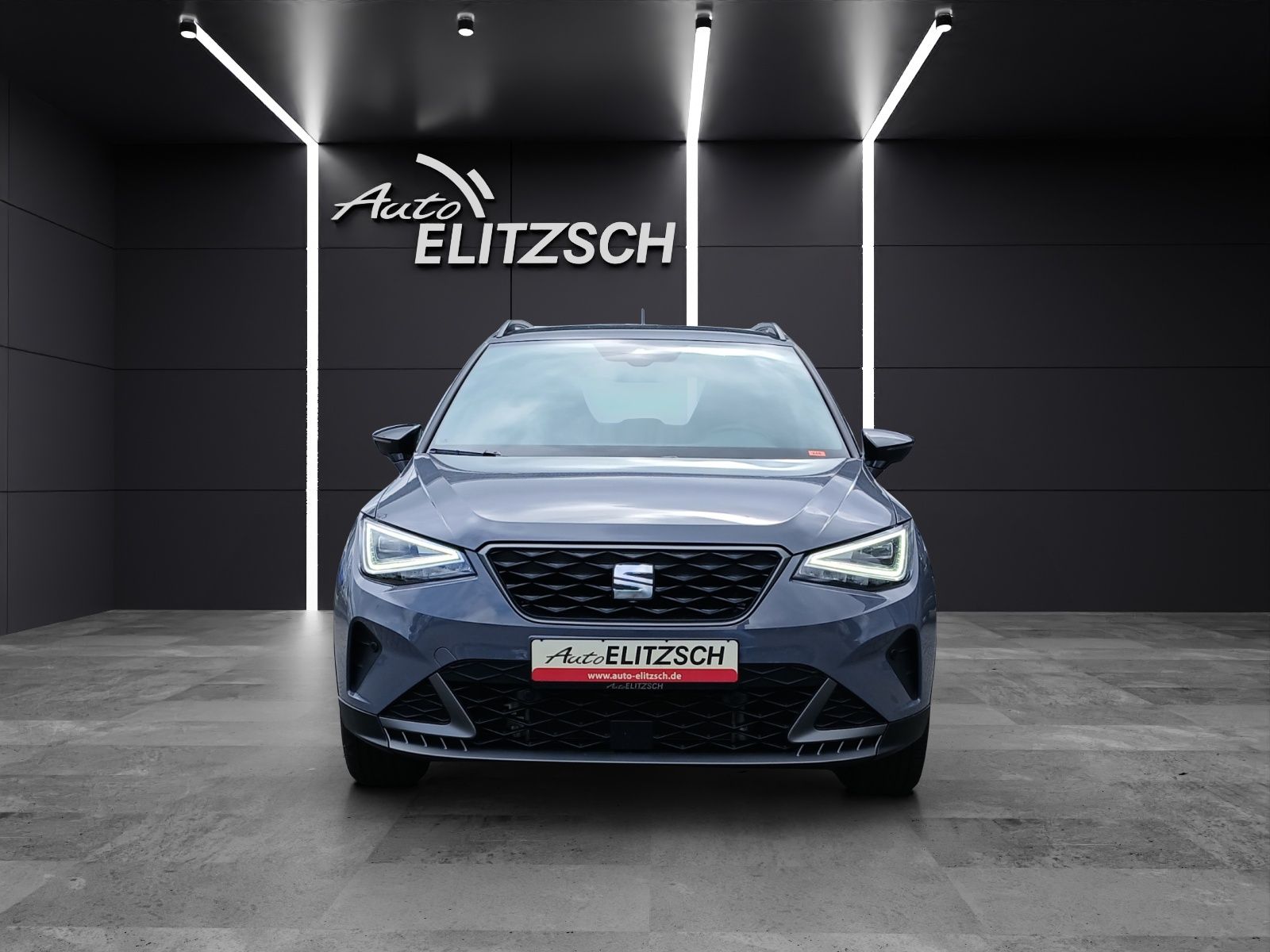 Fahrzeugabbildung SEAT Arona TSI FR Black Edition DSG LED Navi AID ACC