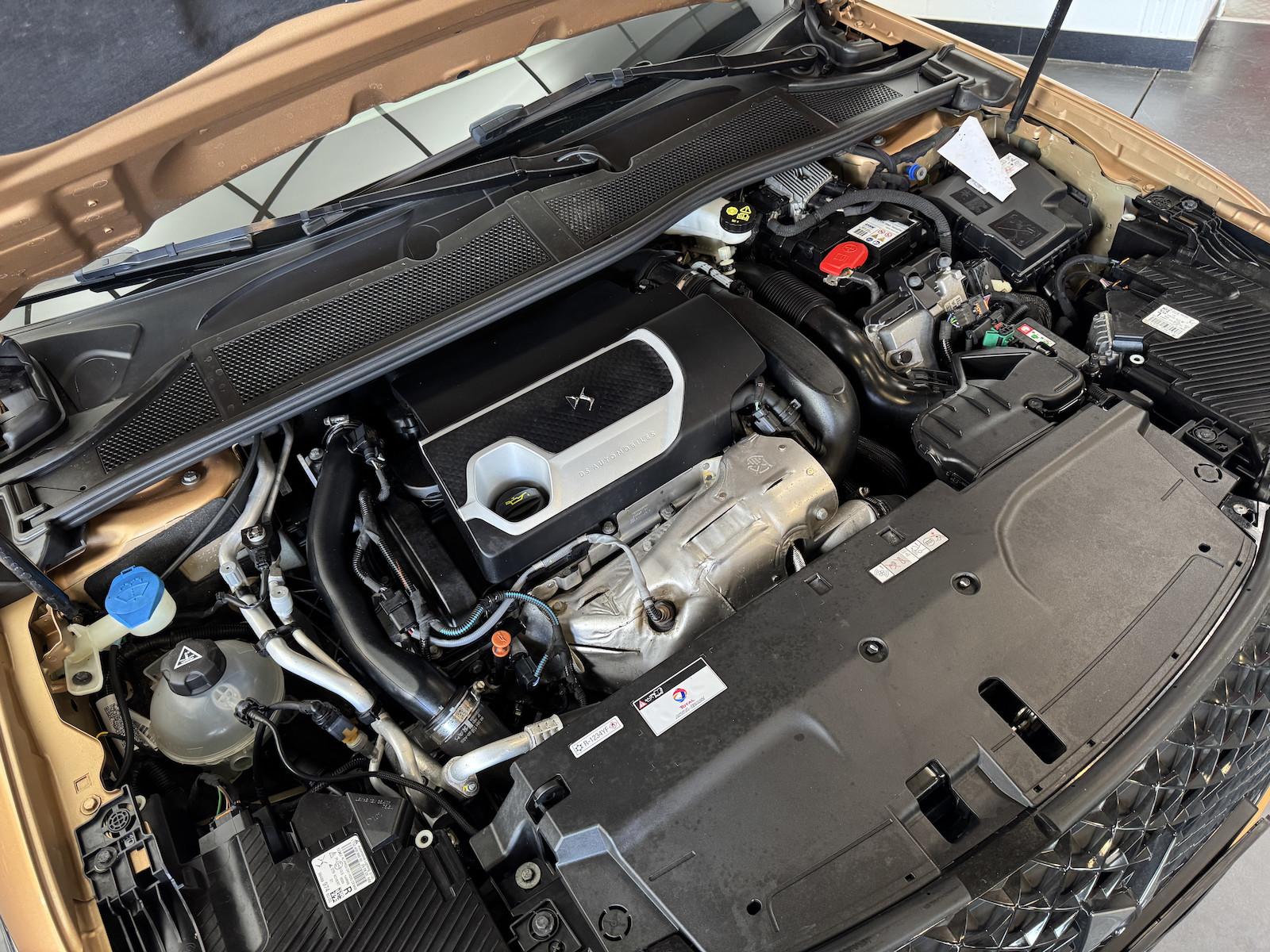 DS Automobiles 4 E-Tense 225 Performance Line+ 1.Hand