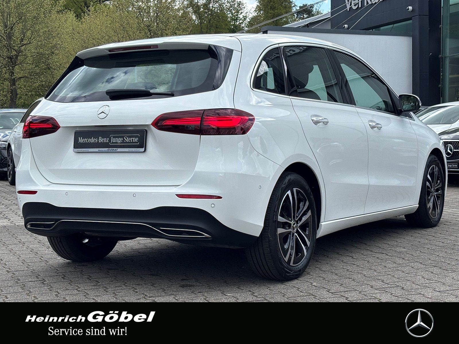 Fahrzeugabbildung Mercedes-Benz B 200 PROGRESSIVE*MEMORY*360°KAME*KEYLESS*AMBIEN
