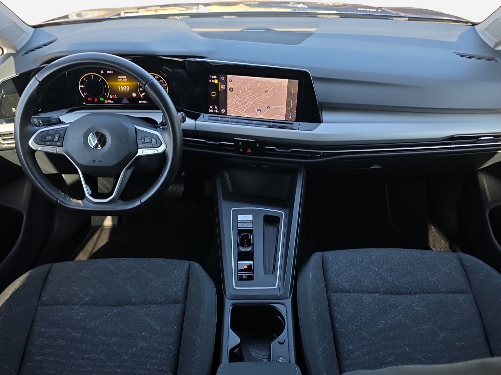 Volkswagen Golf - Bild 7