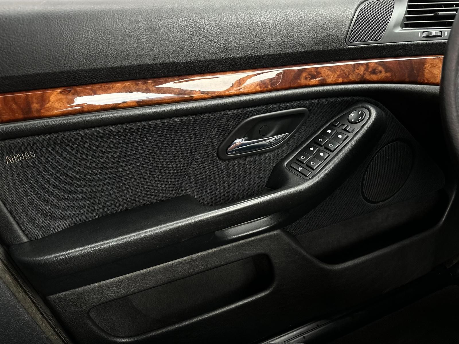 BMW 523i LIMOUSINE* XENON#TEMP#KLIMA#15''ALU#ZV#HOLZ - Image 17