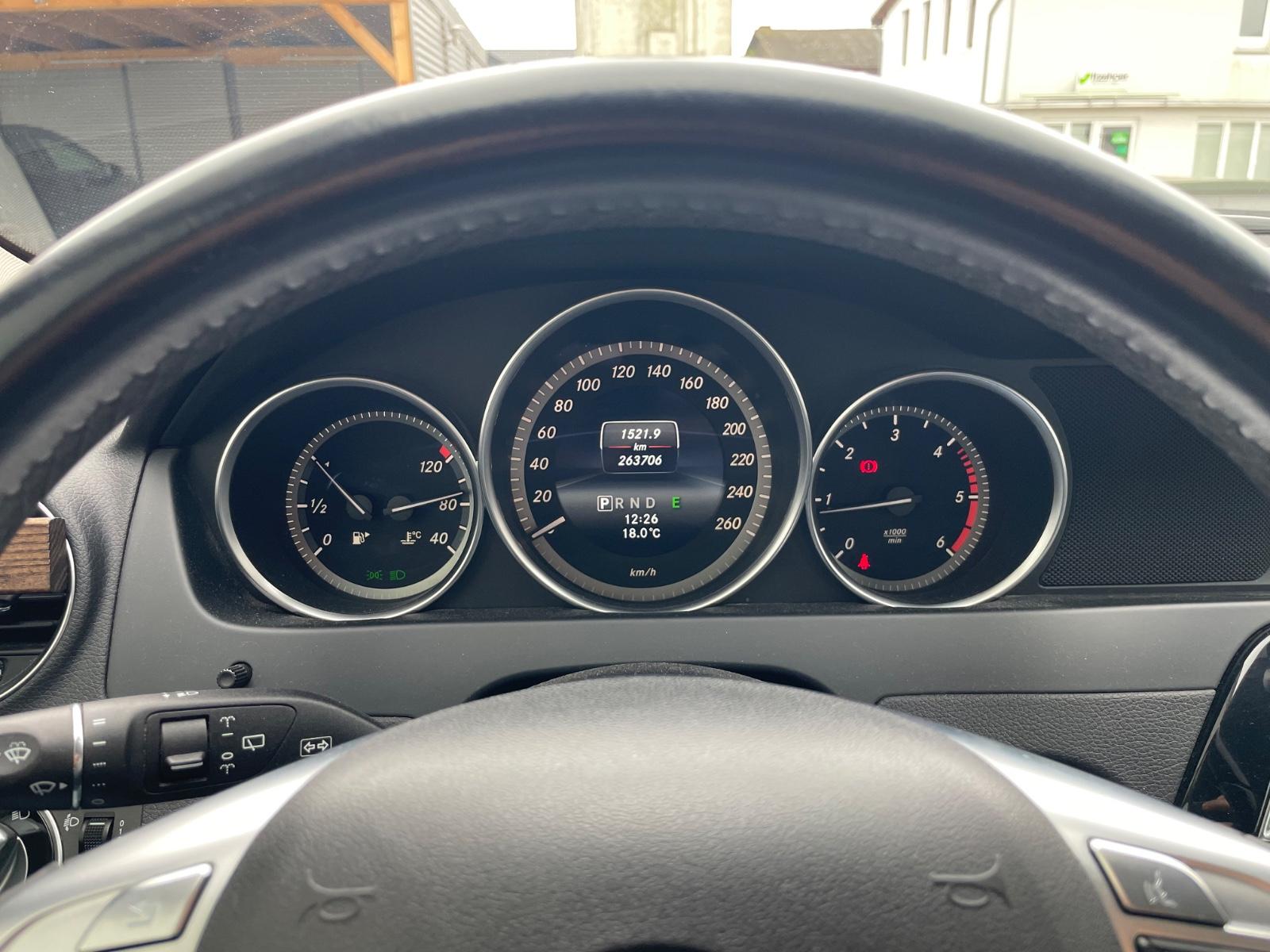 Mercedes-Benz C200 2013 — photo 5