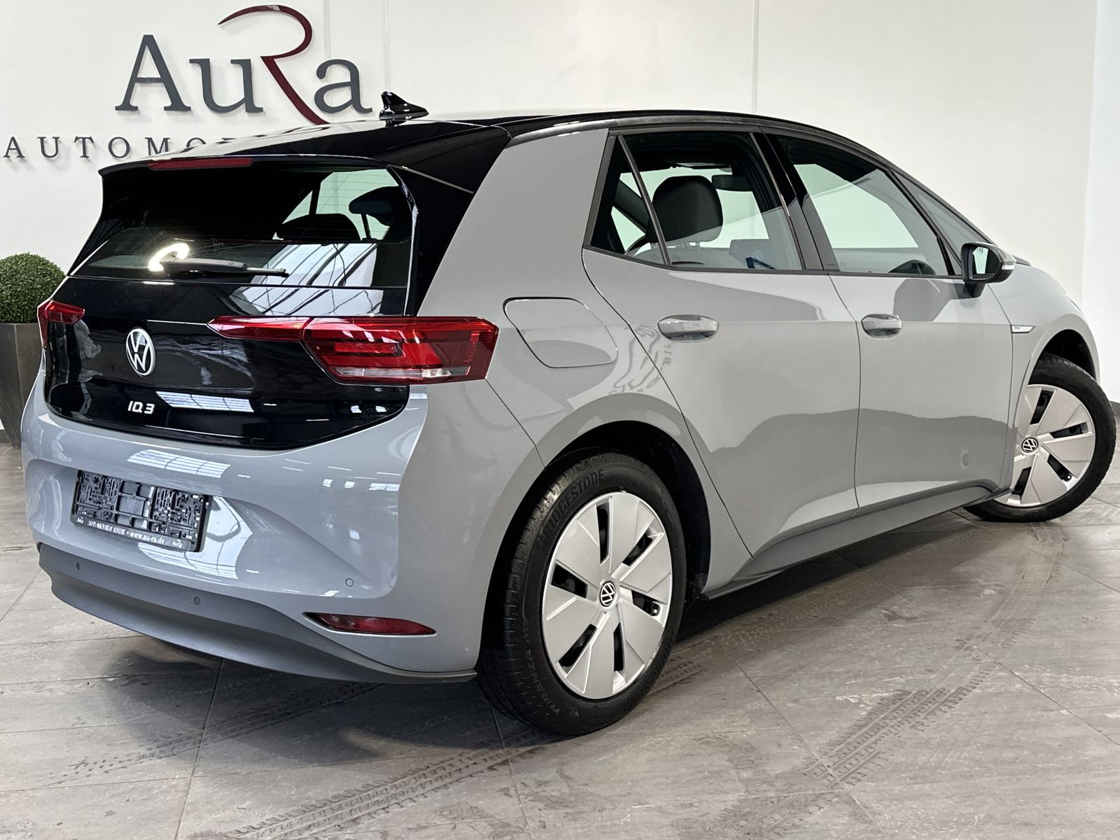 Fahrzeugabbildung Volkswagen ID.3 Pro Performance NAV+LED+CARPLAY+SHZ+18ZOLL