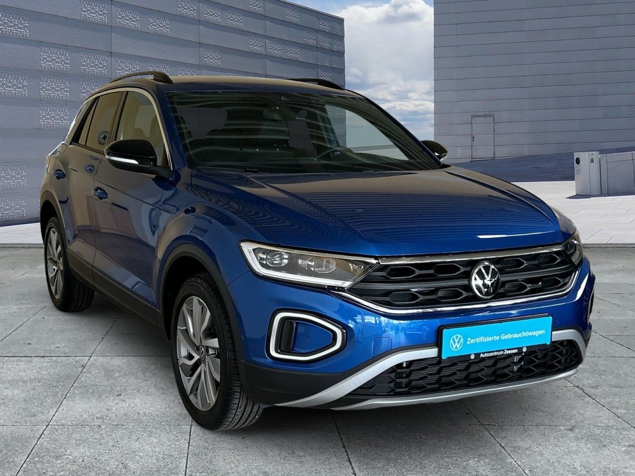Volkswagen T-Roc 1.5 TSI Goal DSG SHZ USB LWS ACC DAB BAA foto 2