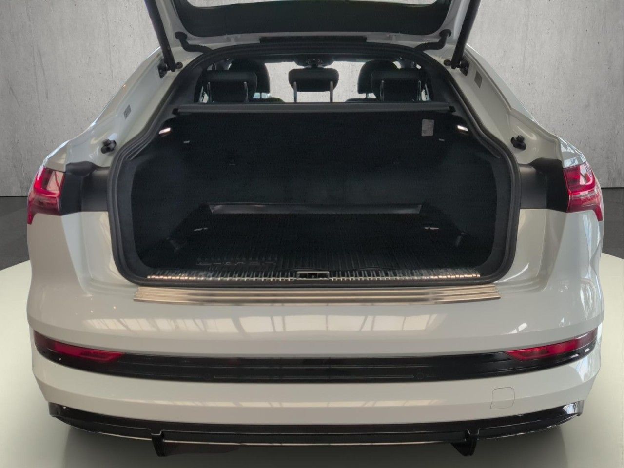 e-tron Sportback S line quattro 230 kW Klima