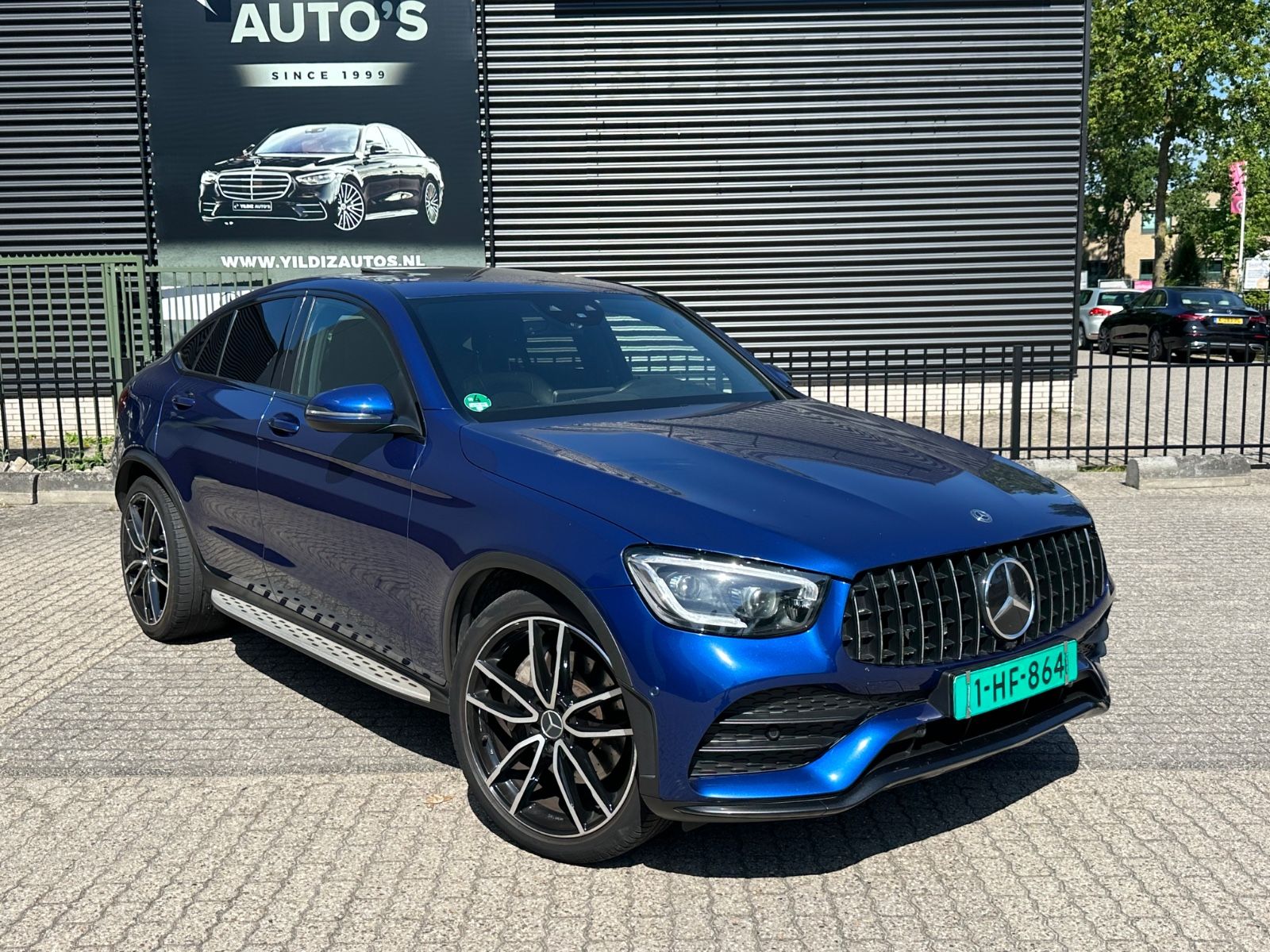 Mercedes-Benz GLC 300 Coupe 4Matic/AMG/DISTR/AIRMATIC/BURMESTE