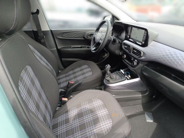 Fahrzeugabbildung Hyundai i10 FL (MJ24) 1.2 Benzin A/T Prime+Smart-Key