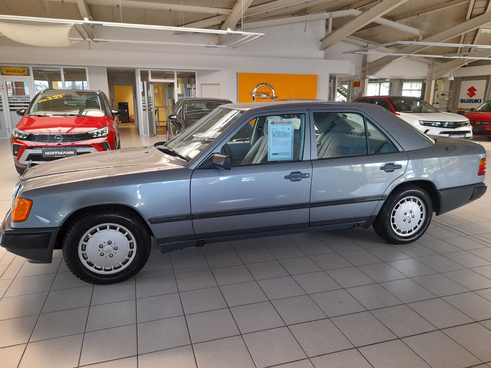 Fahrzeugabbildung Mercedes-Benz E 260 im Originalzustand u. H Kennzeichen