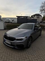 BMW  BMW 540i G30 M-Sport Top-Zustand, - BMW 5er Reihe in Essen