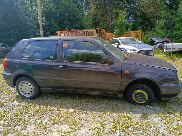 Volkswagen Golf III Lim. 1,8L ohne Klima