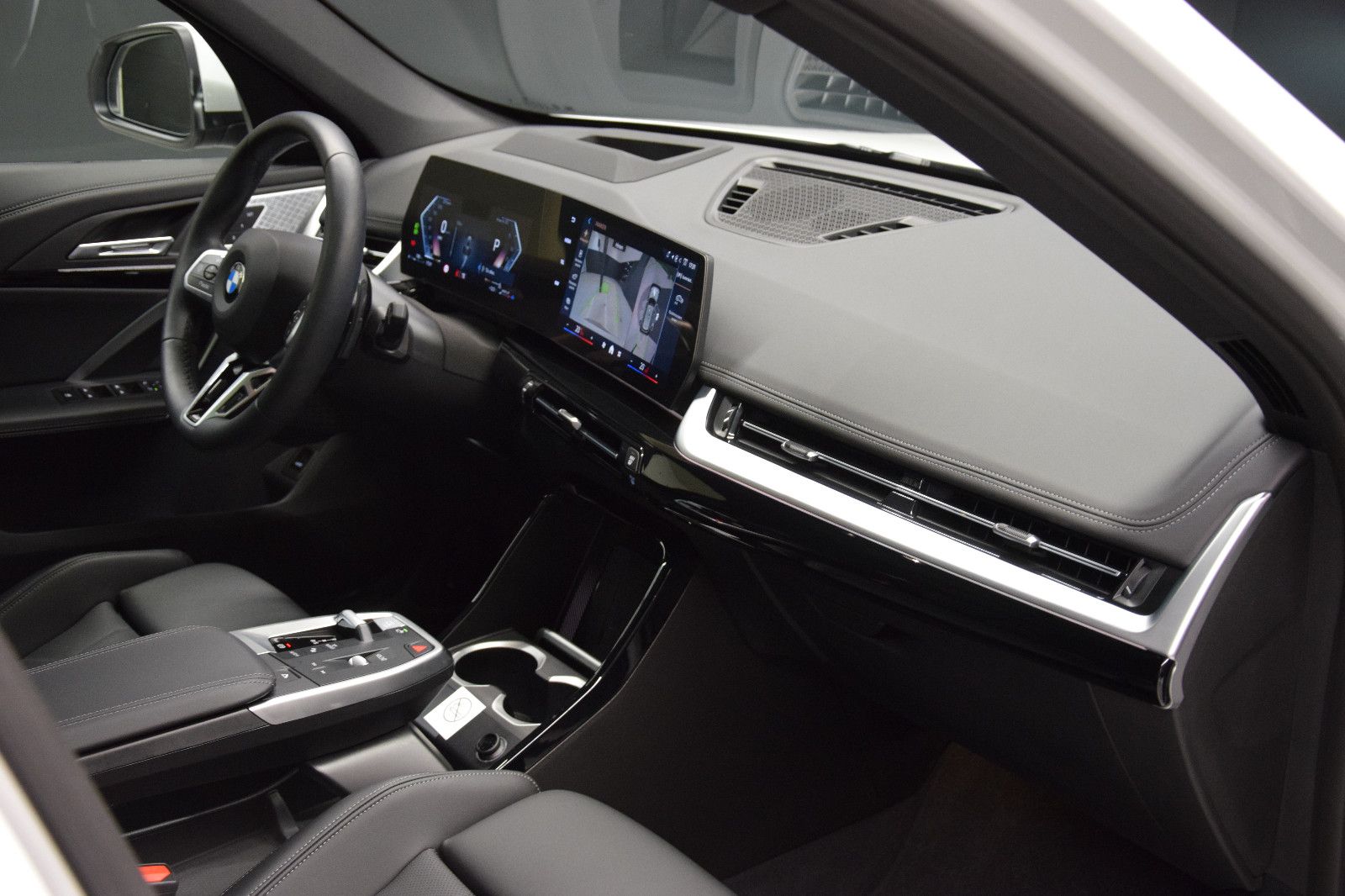 Fahrzeugabbildung BMW X1 20d xDrive M Sport Pano HuD ACC h/k Memory