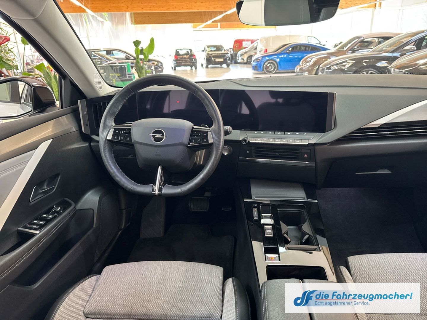 Fahrzeugabbildung Opel Astra L Sports Tourer Elegance Navi LED Apple Ca