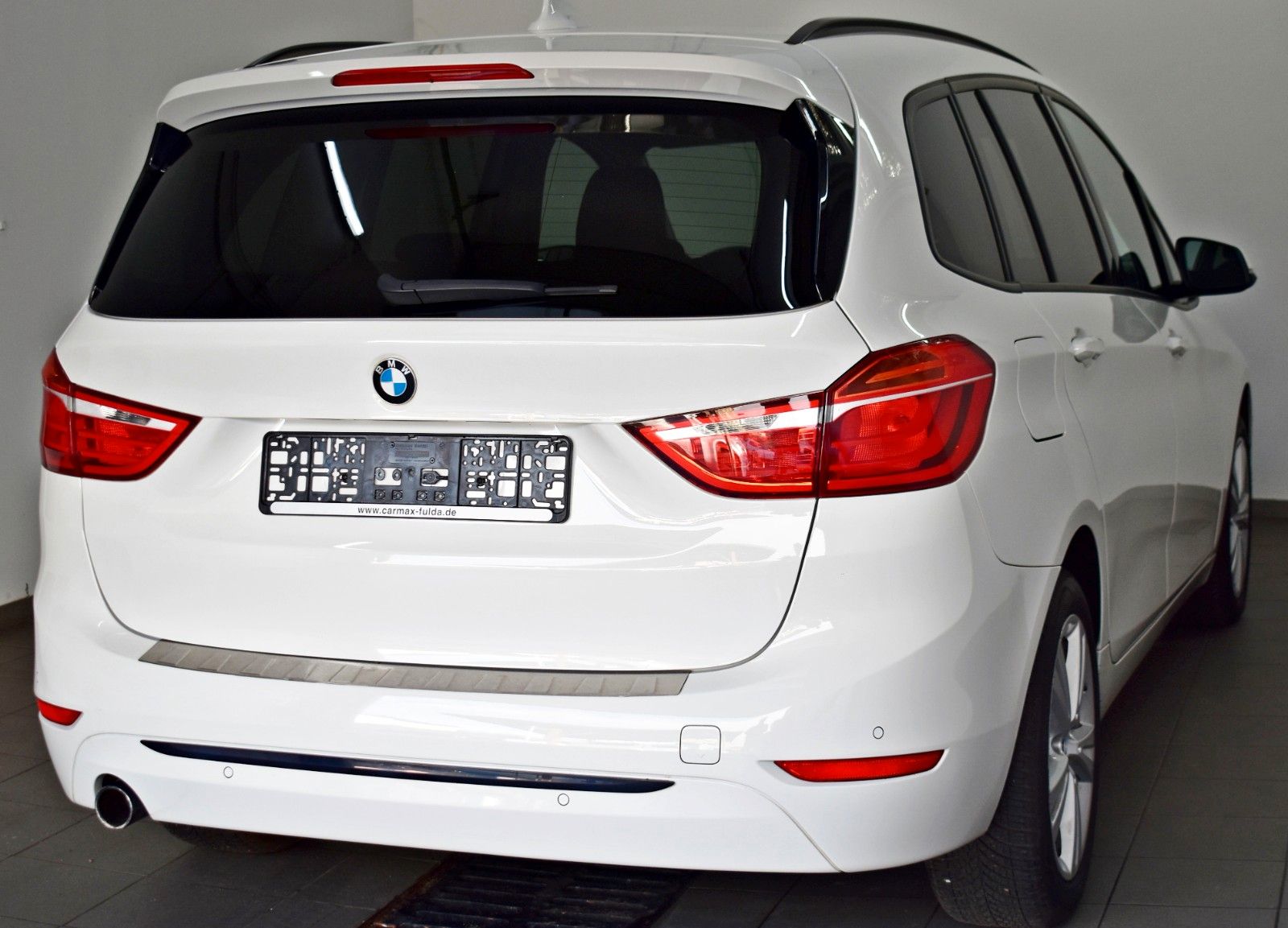 Fahrzeugabbildung BMW 218 i Gran Tourer Sport Line, 7 Sitzer,SH,PDC,