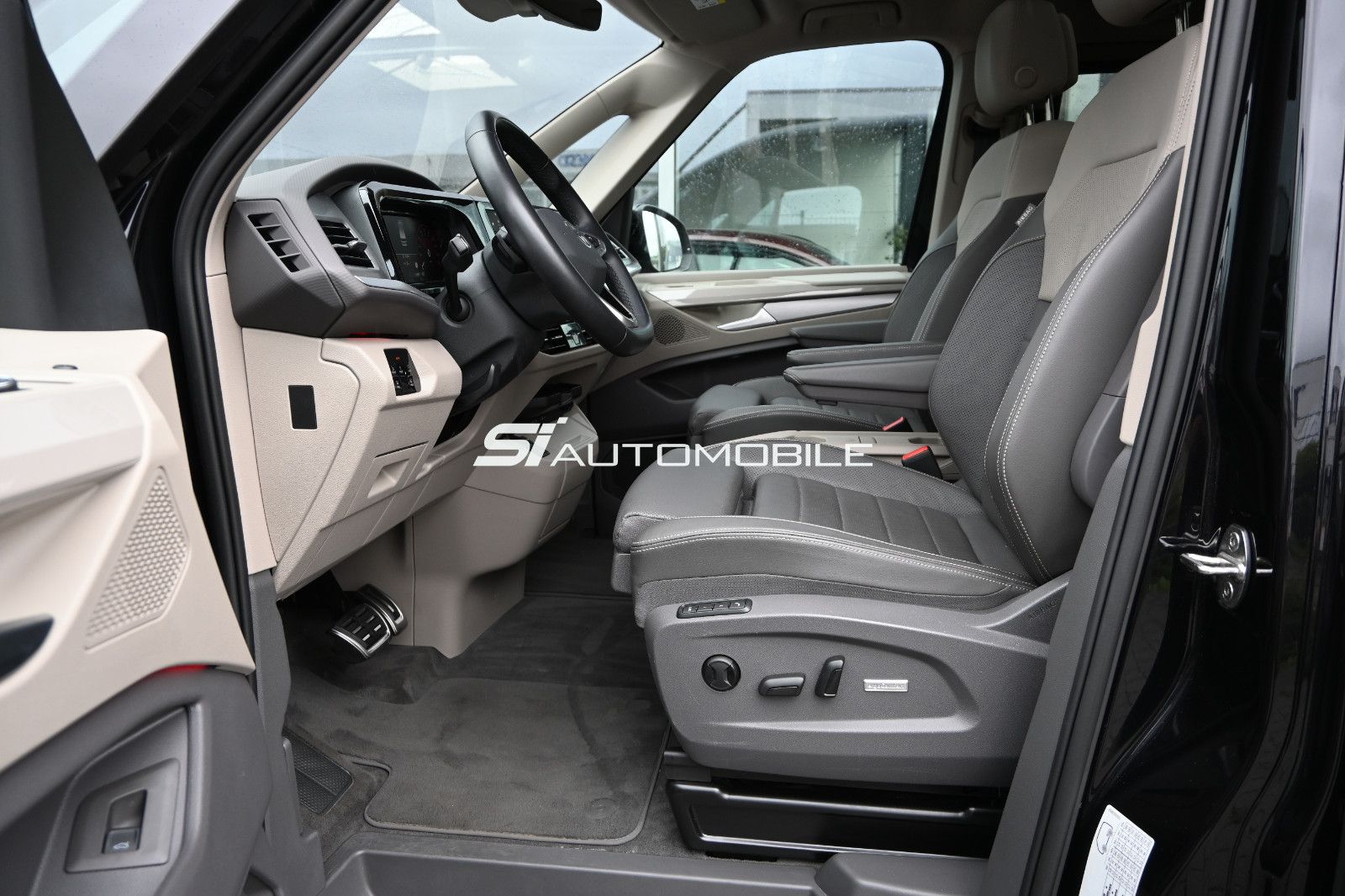 Fahrzeugabbildung Volkswagen T7 Multivan 2.0 TDI DSG Style Lang °MEGAVOLL°