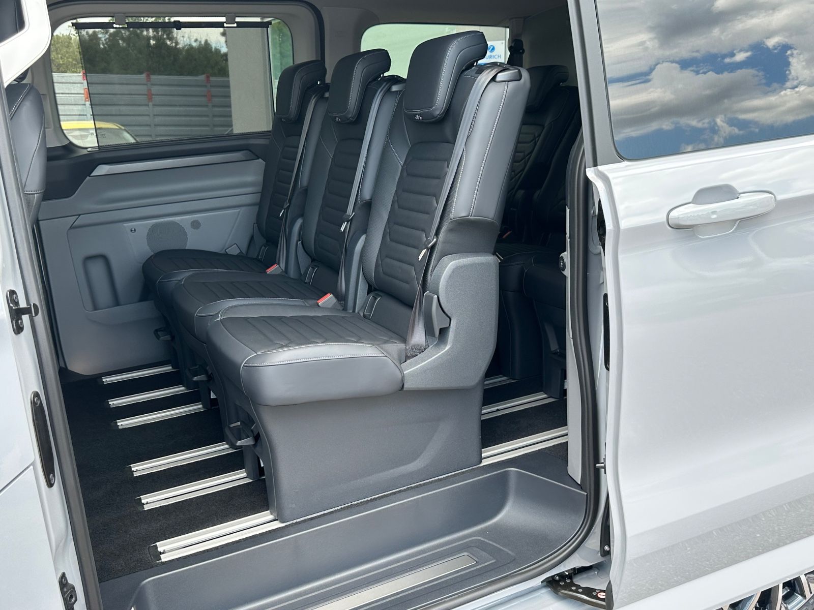 Ford Tourneo Custom - Bild 23