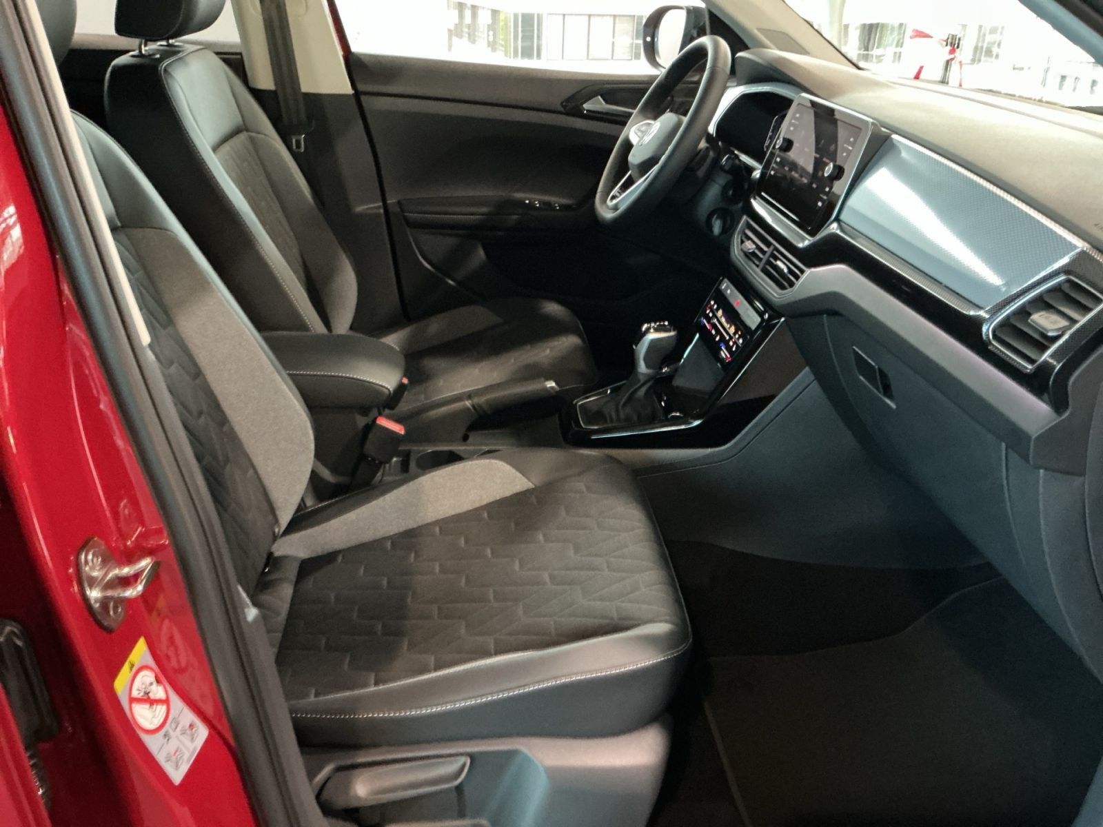 Volkswagen T-Cross - Bild 14