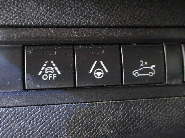 Fahrzeugabbildung Peugeot 5008 GT 1.2T LED/NAVI/SHZ/PDC/R´CAM/7-SITZ/LEDER