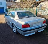 BMW e38 740i 4,4l Facelift LPG - BMW 740 aus 1999: 740i