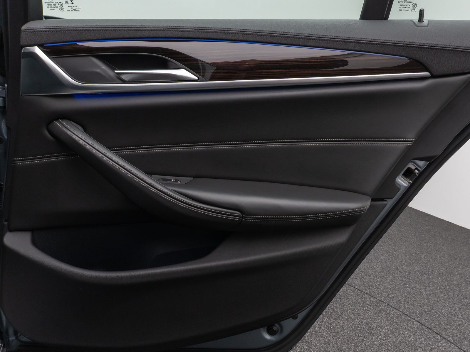 Fahrzeugabbildung BMW 540i xD Luxury Line Kamera HUD HiFi Komfort AHK