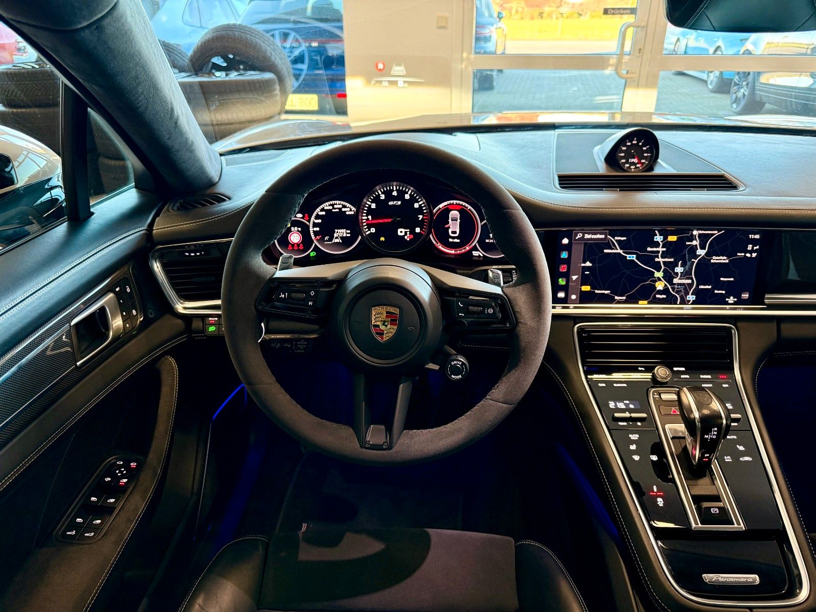 Fahrzeugabbildung Porsche Panamera GTS Sport Turismo Panorama/ACC/HeadUp